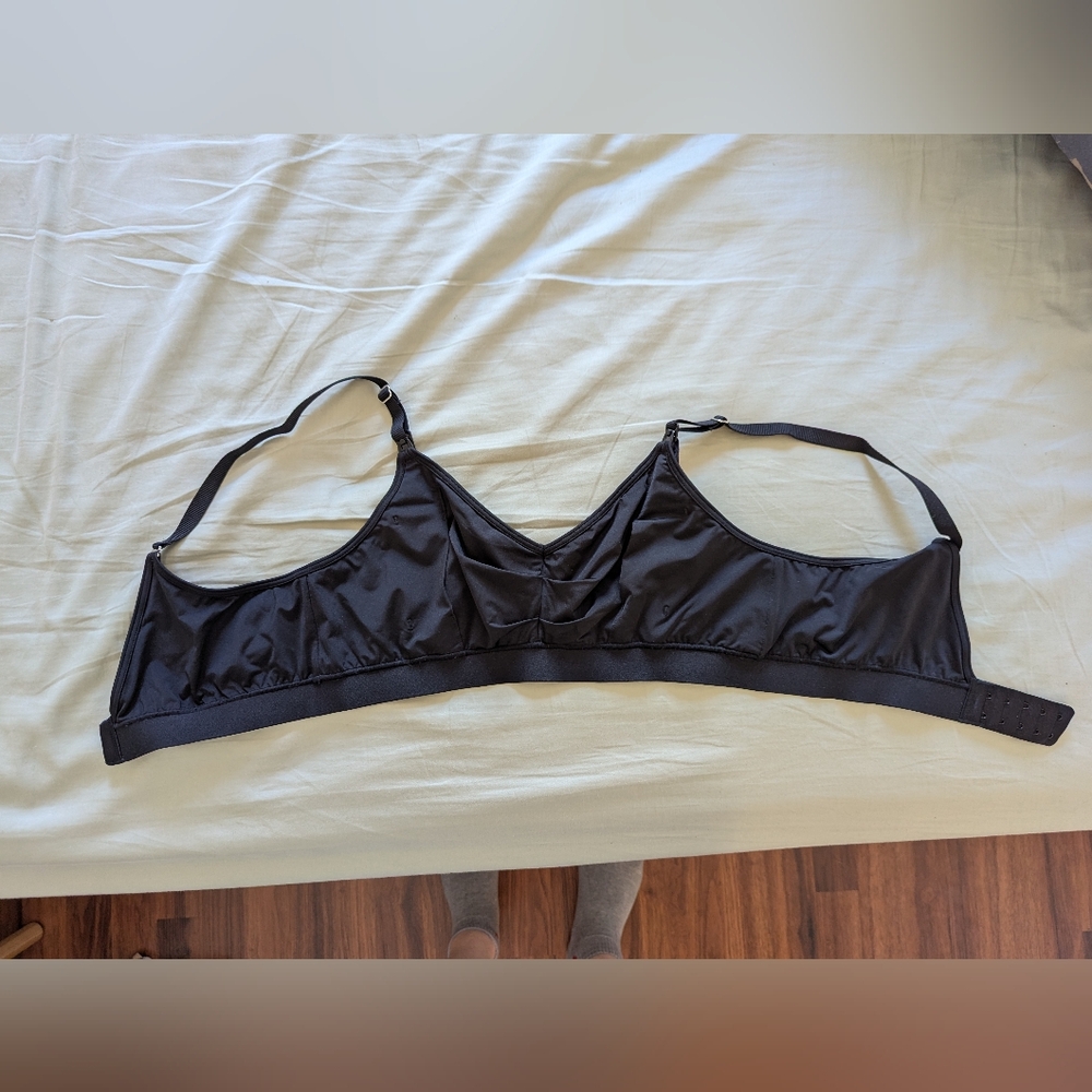 Bodily Do Anything Bra - NWOT Size m